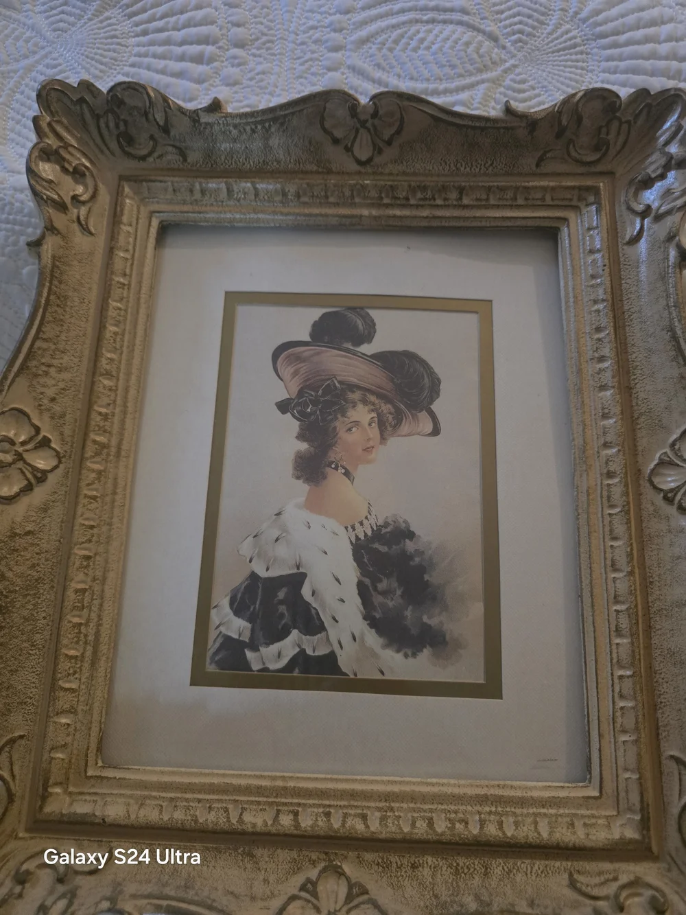 Vintage Style Gold Framed Portrait Wall Art - Set of 2 (Pink Accents)